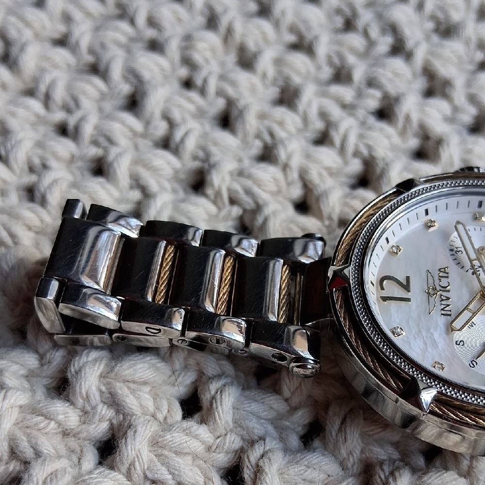 Invicta Two-Tone Silver and Gold Watch 38mm Stainless Steel - Picture 3 of 8